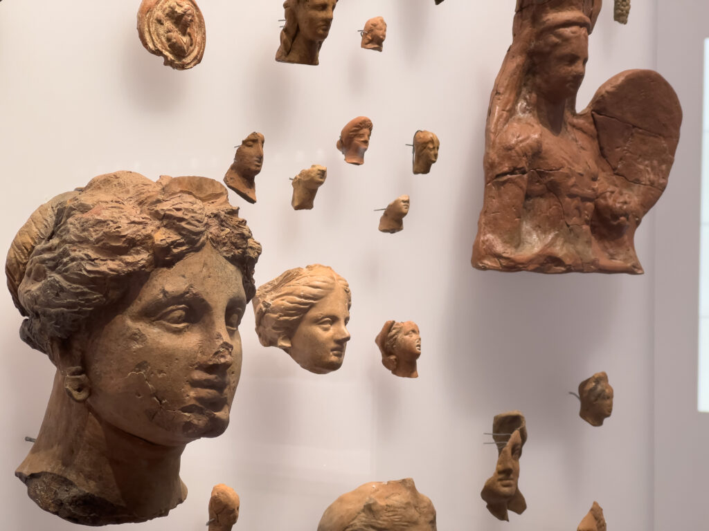 Κεντρικό Μουσειακό Κτίριο - Οι θεοί των Μακεδόνων