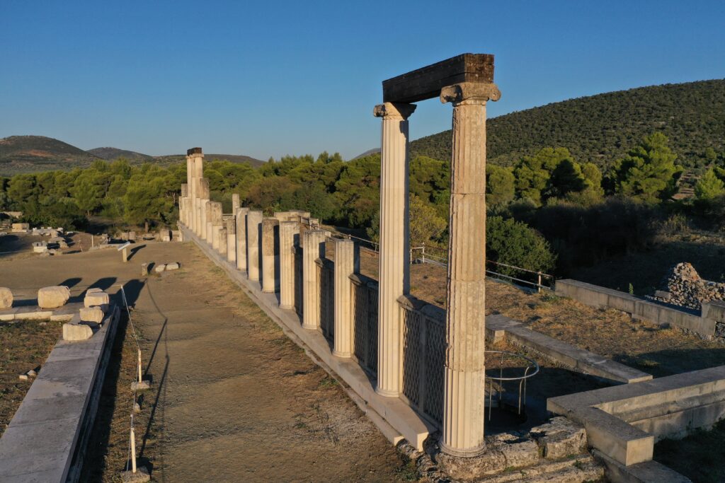 Η Στοά του Αβάτου