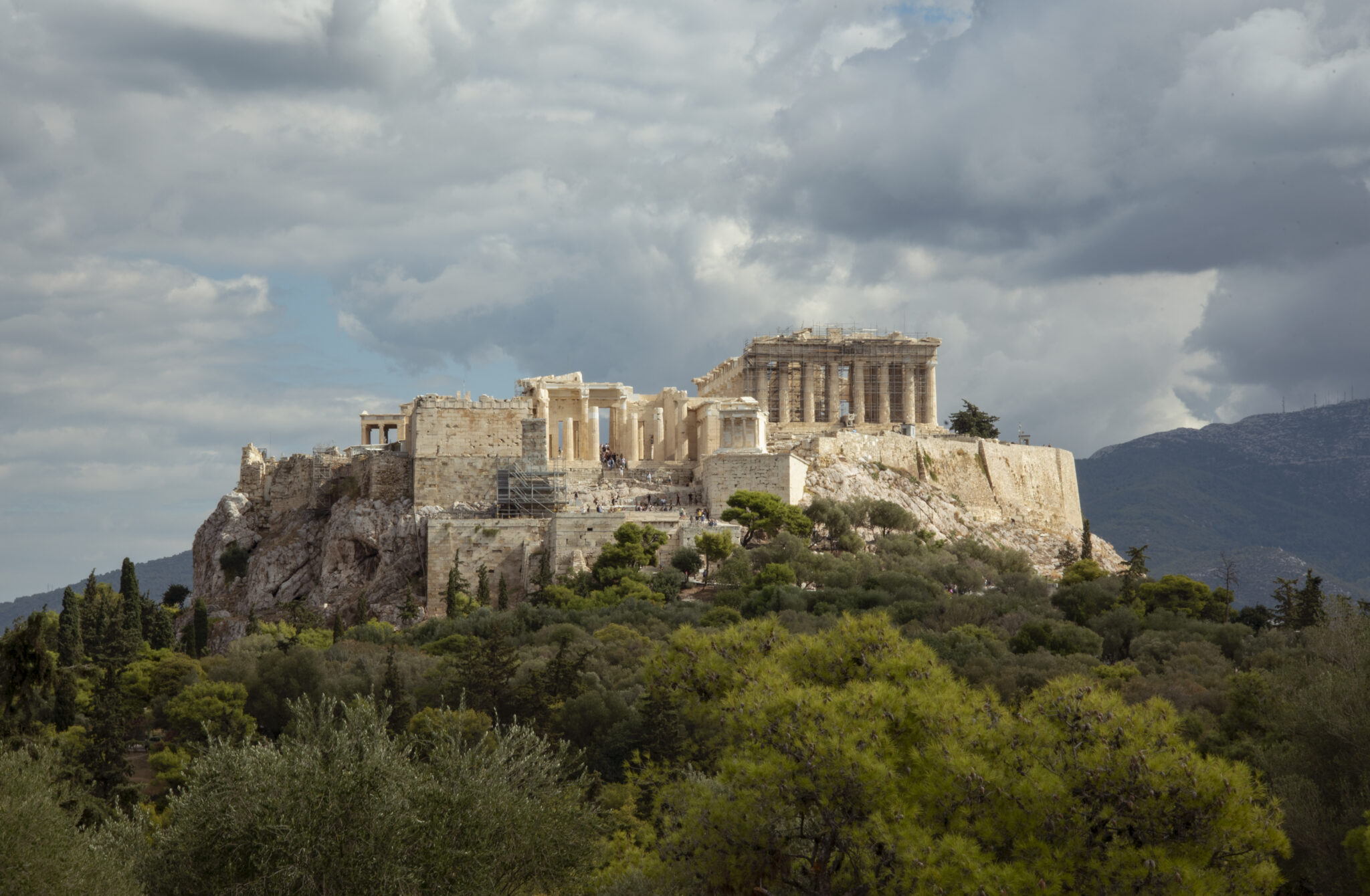 Η Δυτική Κλιτύς της Ακρόπολης