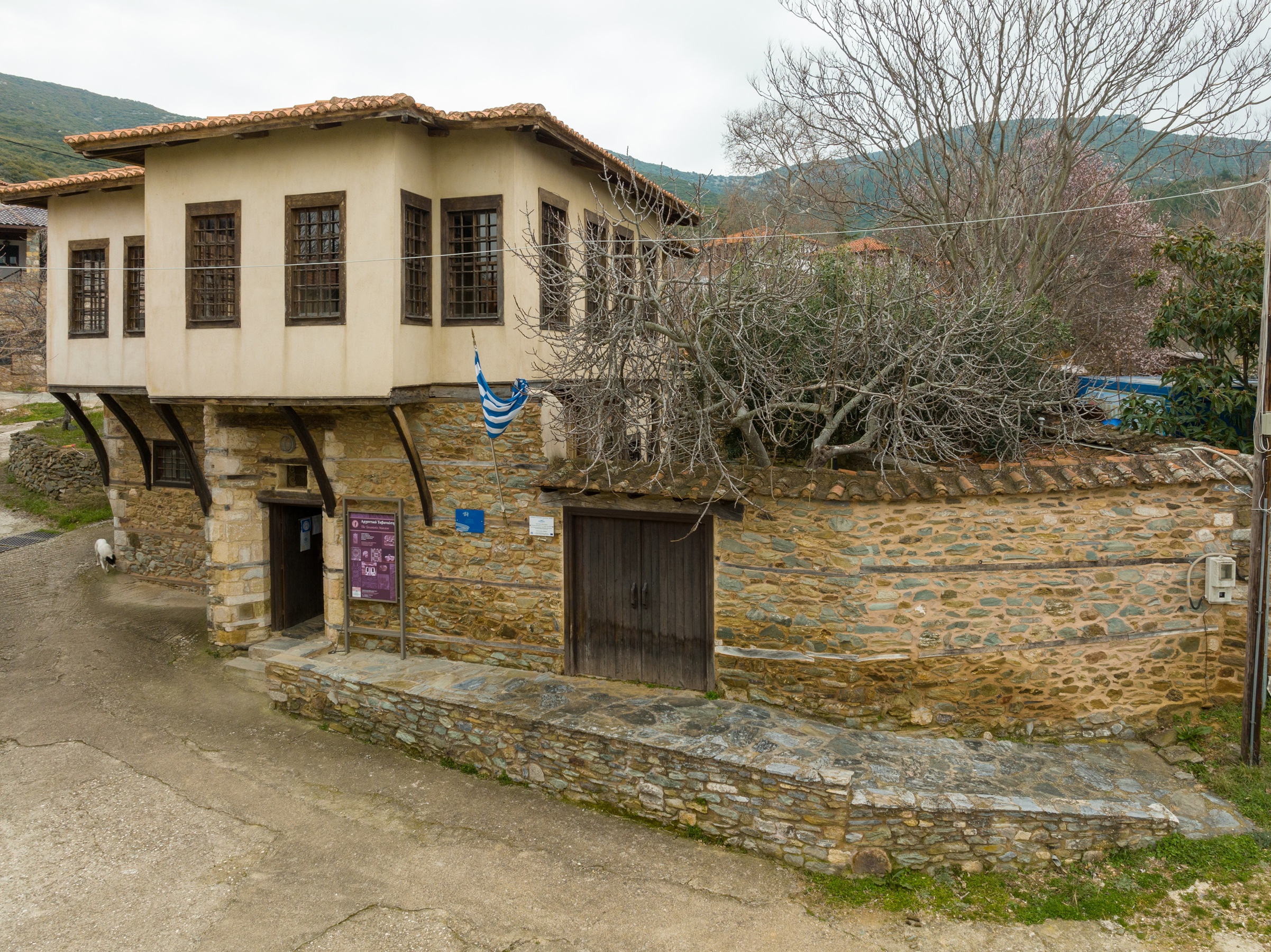 Αρχοντικό Ταβανιώτη