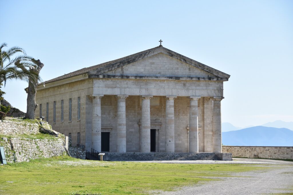 Ο ναός του Αγίου Γεωργίου (πρώην Αγγλικανικός ναός)