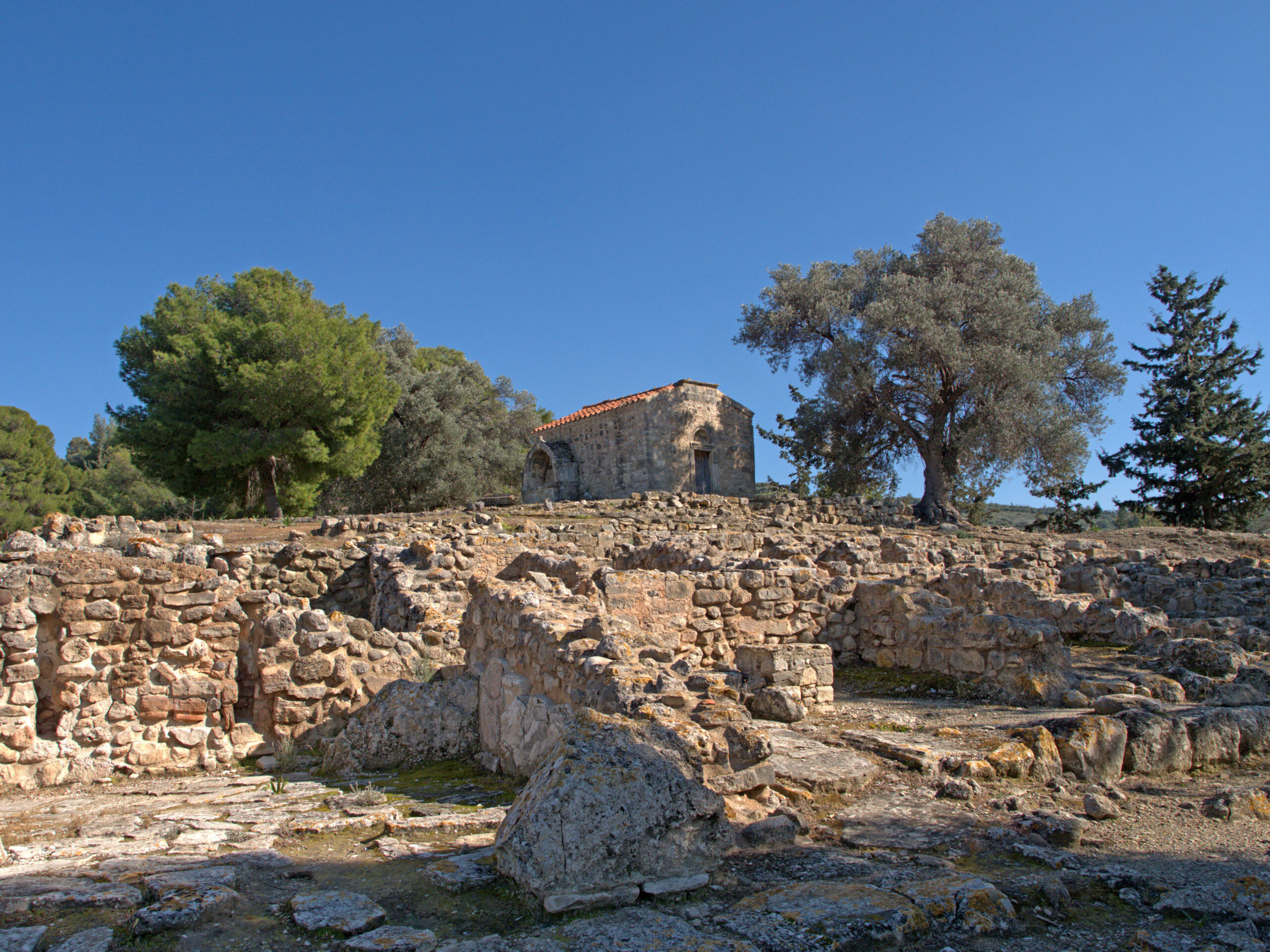 Βασιλική Έπαυλη Αγίας Τριάδας