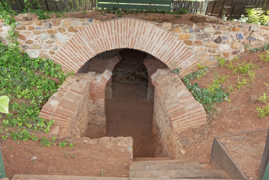 Ρωμαϊκός καμαροσκεπής τάφος