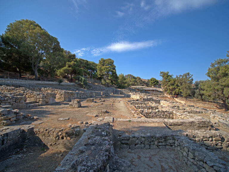 Βασιλική Έπαυλη Αγίας Τριάδας